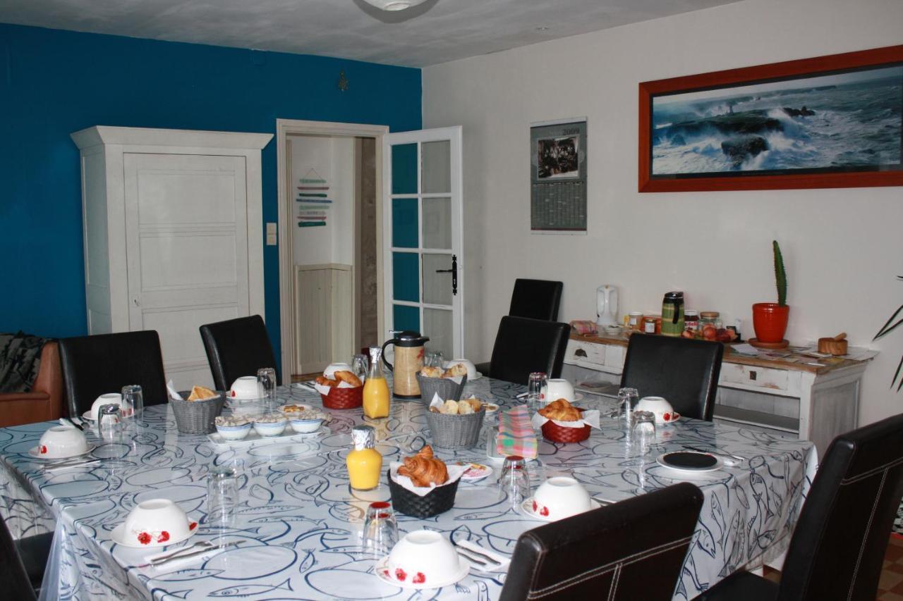 Bed and Breakfast Le Dolmen Primelin Exterior foto